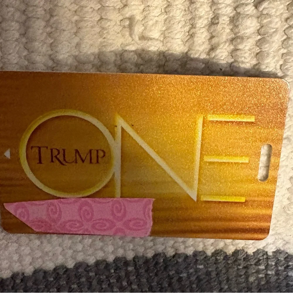 Trump One Gold and Pink Card